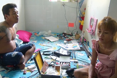 Bắt đôi tình nhân bán ma túy, thu nhiều "hàng nóng" trong nhà trọ