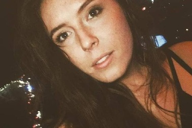 Bị tố cáo quấy rối du khách, nhân viên đổ lỗi do cô gái... ăn mặc quá khêu gợi