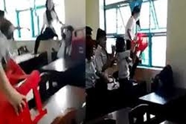  Nên có lễ tạ lỗi cho các học sinh đánh bạn!