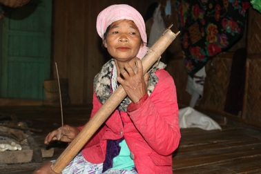 Độc đáo cây đàn của người Mã Liềng dành riêng cho phụ nữ