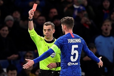 Áp lực nặng trĩu, Chelsea dùng cách nào “vượt ải” Bournemouth?