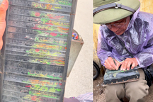 Cụ ông bán thước kẻ khắc tay ở Nam Định khiến triệu người xúc động