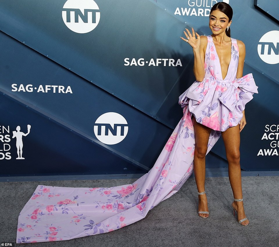Những người đẹp bị chê mặc xấu trên thảm đỏ SAG Awards - 1 Những người đẹp bị chê mặc xấu trên thảm đỏ SAG Awards - 1