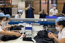 Báo giảm lao động chậm sẽ phải đóng BHYT đến hết tháng