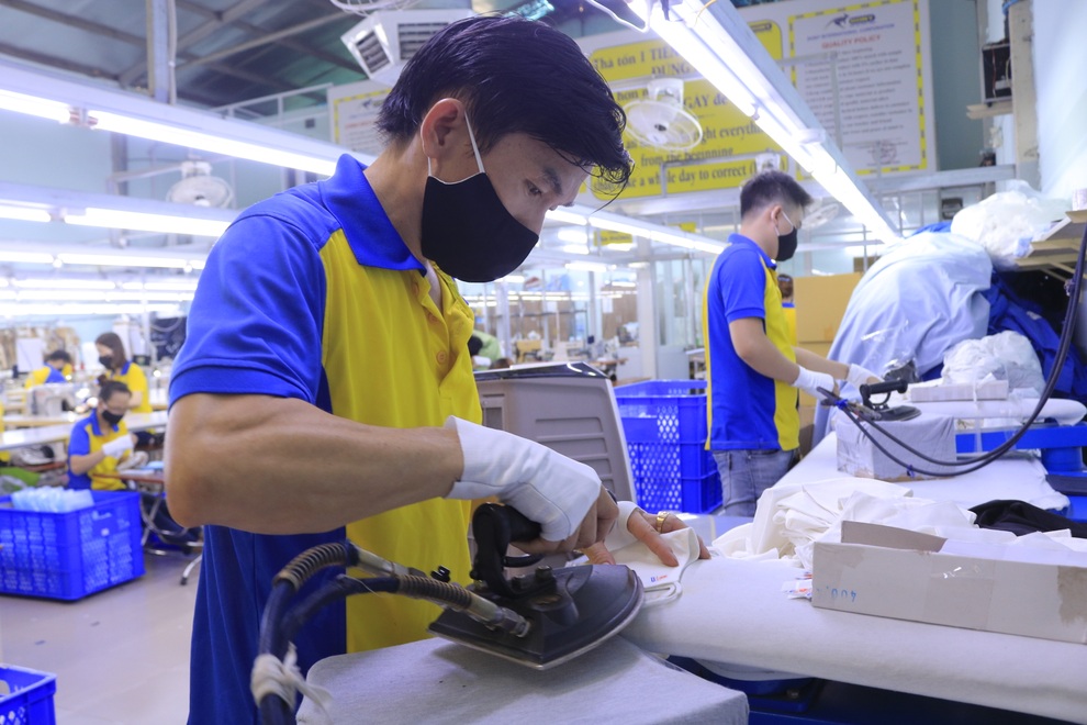 14 hiệp hội kiến nghị loạt biện pháp để sống chung với Covid-19 - 2 14 hiệp hội kiến nghị loạt biện pháp để sống chung với Covid-19 - 2