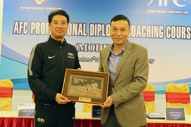 Bóng đá Việt Nam chờ đợi gì ở tân Giám đốc kỹ thuật người Nhật Bản?