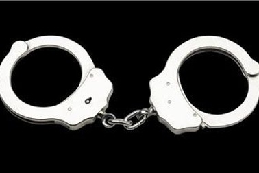 Lừa 'chạy việc' vào ngành công an, y tế để chiếm đoạt gần 5 tỷ đồng