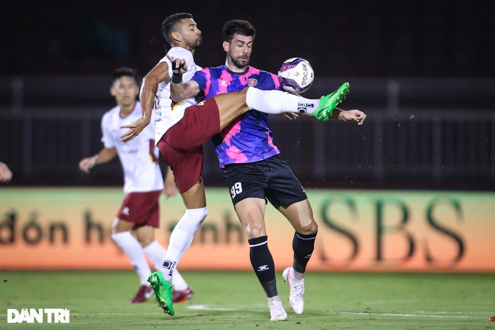 CLB TPHCM thua Sài Gòn FC của Lê Huỳnh Đức trong trận chung kết ngược - 1 CLB TPHCM thua Sài Gòn FC của Lê Huỳnh Đức trong trận chung kết ngược - 1
