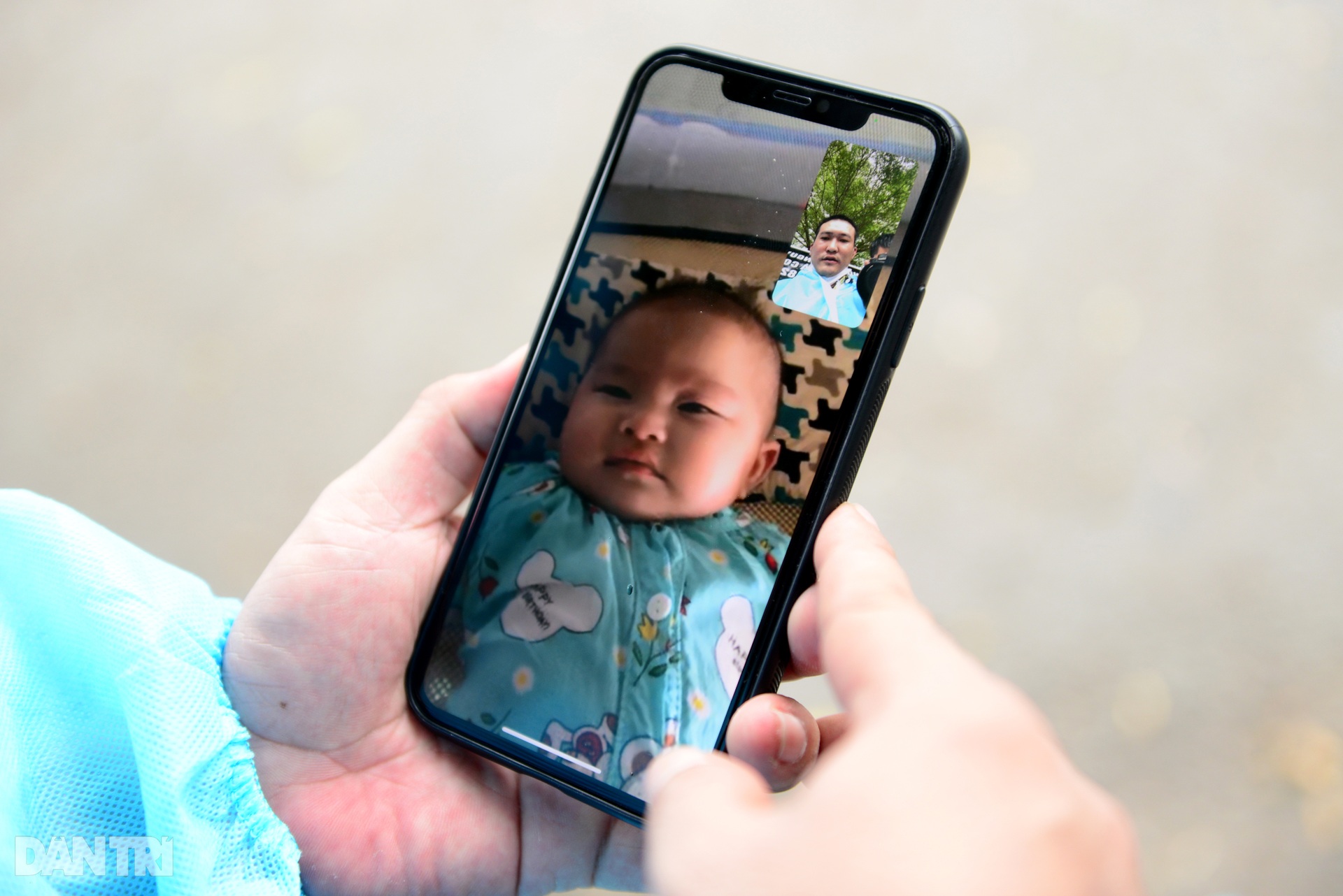 Thiếu niên 15 tuổi tình nguyện tham gia đội khử khuẩn đường phố ở Sài Gòn - 23