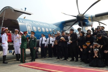 Ngày đặc biệt của tổ bay VN103