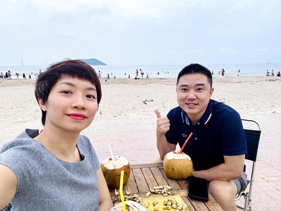 Chuyện tình của cặp đôi sinh cùng ngày, tháng, năm và cùng một nhà hộ sinh - 5 Chuyện tình của cặp đôi sinh cùng ngày, tháng, năm và cùng một nhà hộ sinh - 5