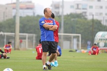 Công Phượng ghi bàn, đội tuyển Việt Nam đánh bại Seoul FC