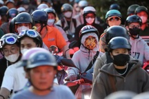 Cửa ngõ TPHCM ùn tắc kéo dài từ sáng đến tối