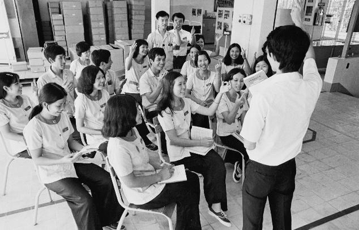 Panasonic 50 năm tại Việt Nam qua những bức ảnh chưa từng công bố - 4 Panasonic 50 năm tại Việt Nam qua những bức ảnh chưa từng công bố - 4