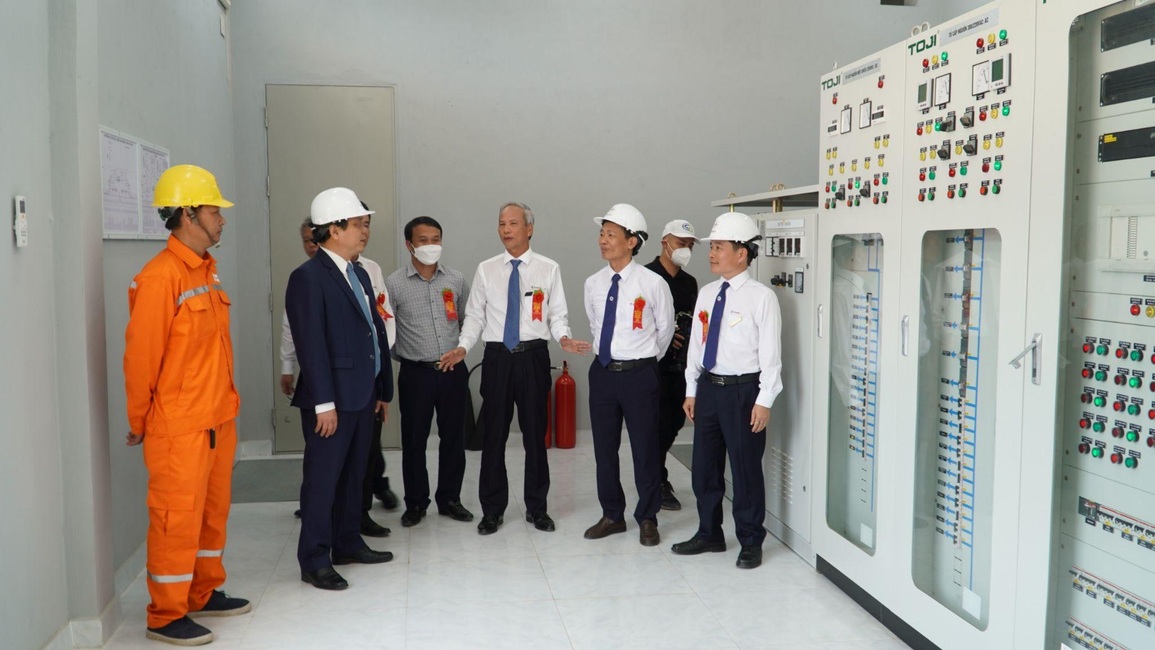 EVNCPC: Tiểu dự án TBA 110kV Cam Lộ và đấu nối vượt tiến độ 5 tháng - 3 EVNCPC: Tiểu dự án TBA 110kV Cam Lộ và đấu nối vượt tiến độ 5 tháng - 3