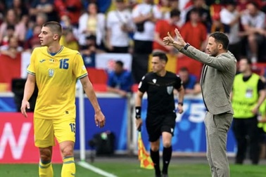 HLV đội tuyển Bỉ tuyên bố sẽ chơi tấn công khi đối đầu Pháp