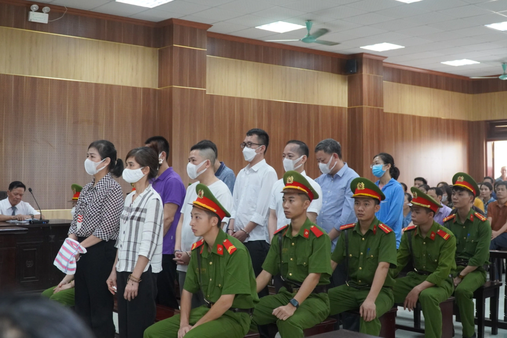 Hoãn phiên tòa xét xử cựu Giám đốc Sở GD-ĐT Thanh Hóa - 2 Hoãn phiên tòa xét xử cựu Giám đốc Sở GD-ĐT Thanh Hóa - 2