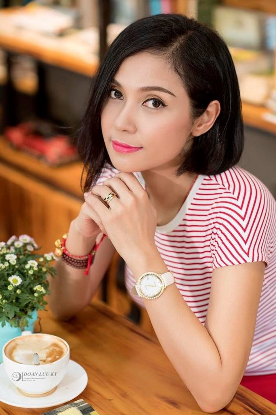 Việt Trinh hé lộ bức ảnh ngày trẻ xứng danh “Nữ hoàng ảnh lịch” - 9 Việt Trinh hé lộ bức ảnh ngày trẻ xứng danh “Nữ hoàng ảnh lịch” - 9