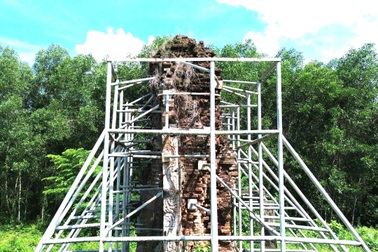 Di tích quốc gia đặc biệt Phật viện Đồng Dương hoang phế, phải chống đỡ