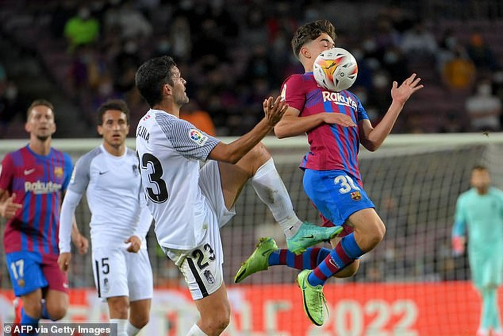 Hòa thất vọng đối thủ yếu, Barcelona bị Real Madrid bỏ xa - 4 Hòa thất vọng đối thủ yếu, Barcelona bị Real Madrid bỏ xa - 4