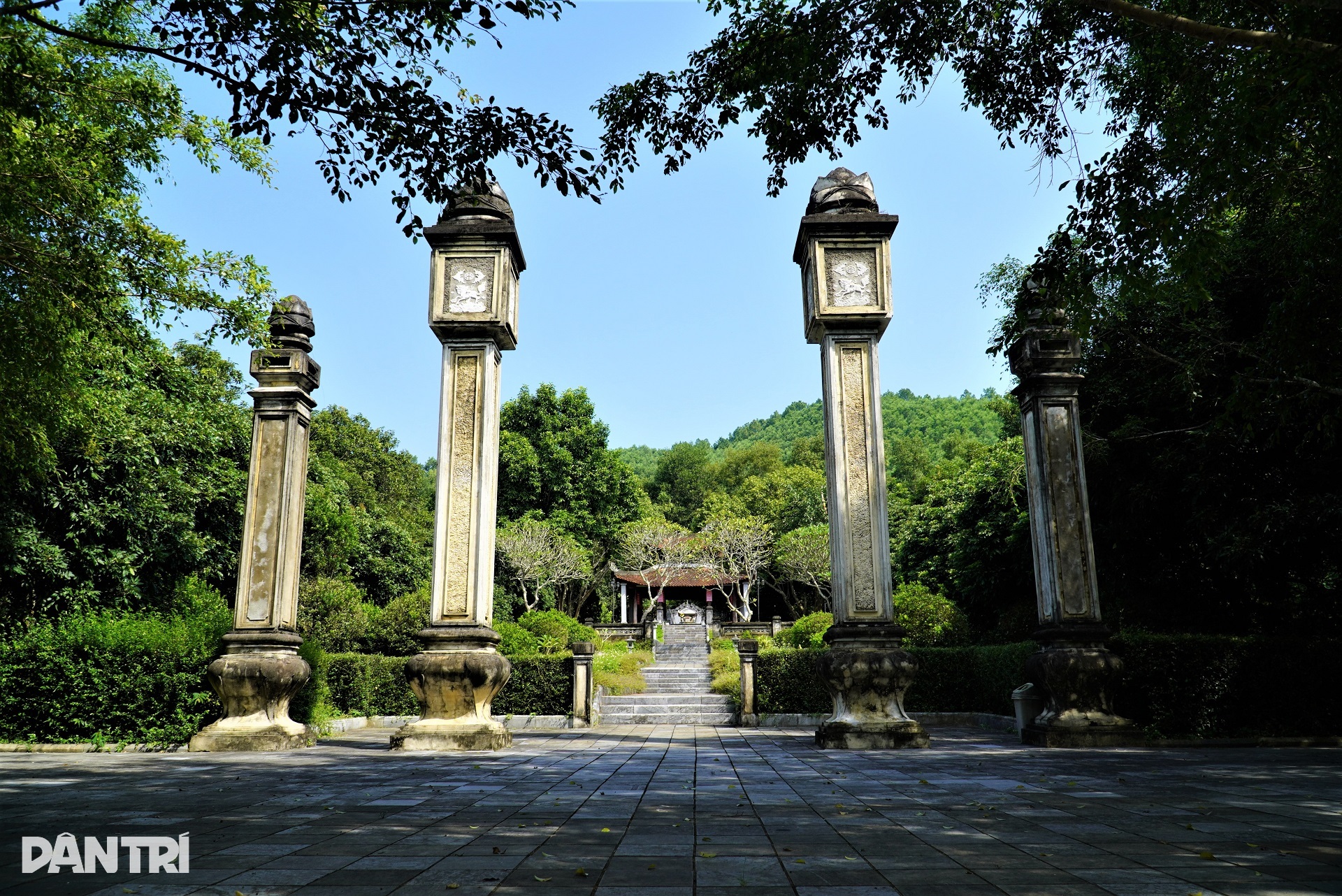 Giai thoại về nơi yên nghỉ của Đại danh y Hải Thượng Lãn Ông - 3 Giai thoại về nơi yên nghỉ của Đại danh y Hải Thượng Lãn Ông - 3