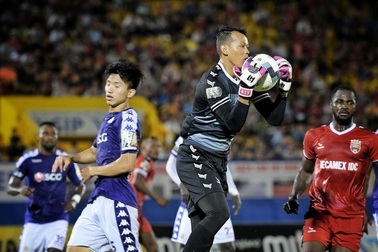 Thủ môn Tấn Trường bất ngờ đầu quân cho CLB Hà Hội