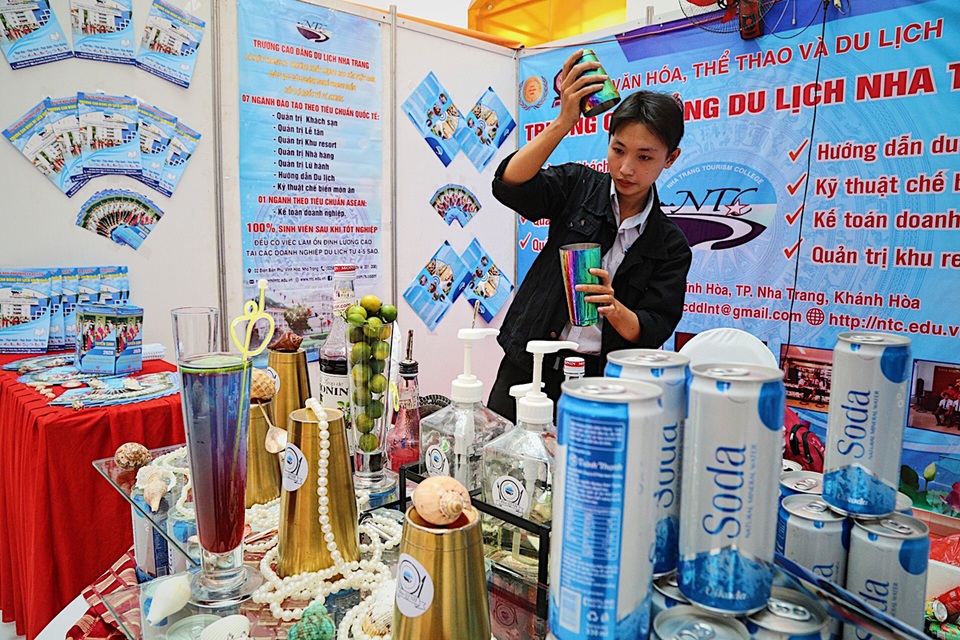 Sôi động Ngày hội khởi nghiệp đầu tiên của HS, SV giáo dục nghề nghiệp - 5 Sôi động Ngày hội khởi nghiệp đầu tiên của HS, SV giáo dục nghề nghiệp - 5