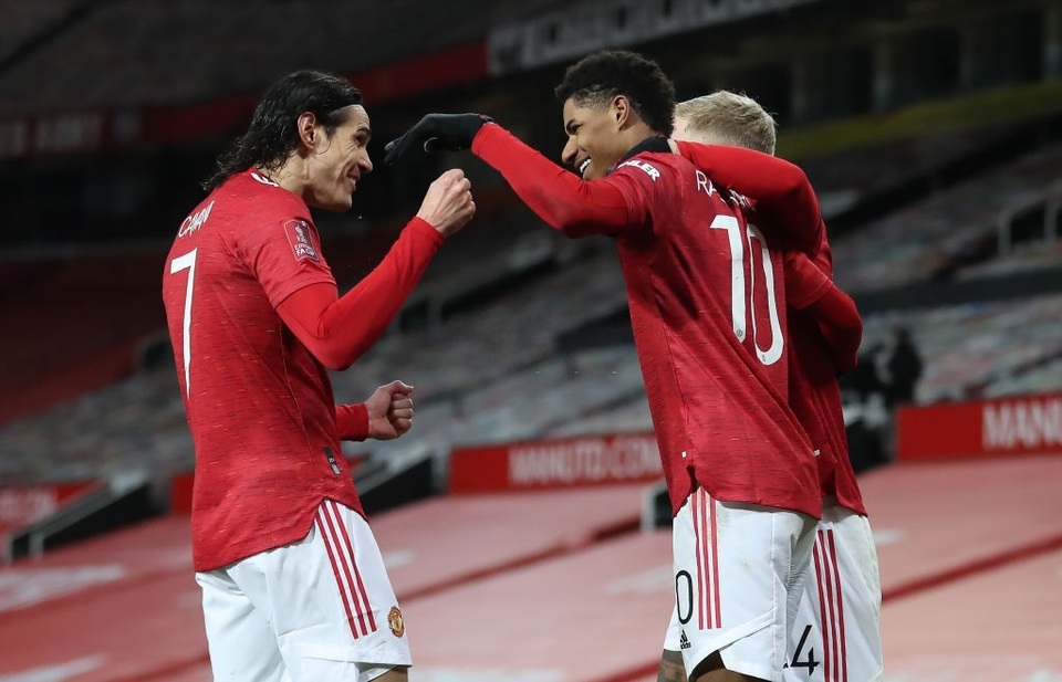 Những khoảnh khắc Man Utd vượt qua Liverpool ở Old Trafford - 14