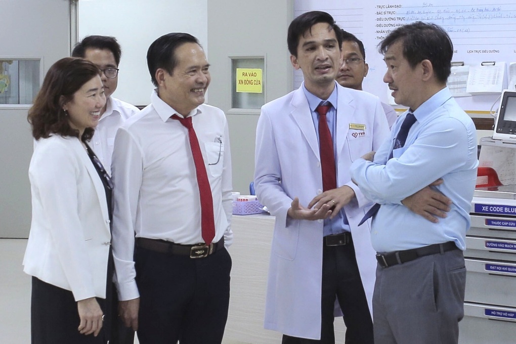 Chuyên gia nói về “thời gian vàng” trong xử lý đột quỵ - 1