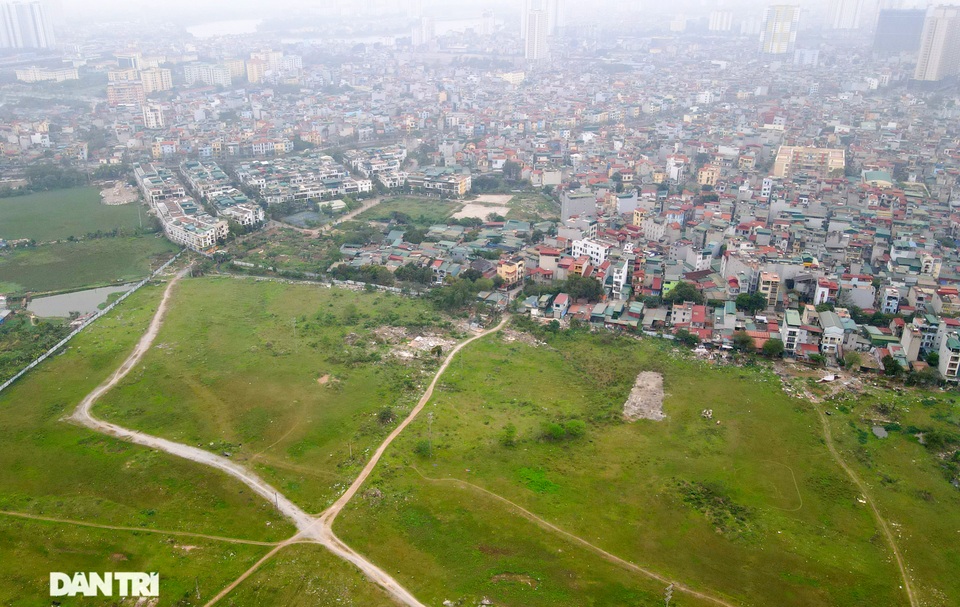Dự án Khu đô thị mới Thịnh Liệt sau 17 năm triển khai vẫn là cánh đồng cỏ - 7 Dự án Khu đô thị mới Thịnh Liệt sau 17 năm triển khai vẫn là cánh đồng cỏ - 7