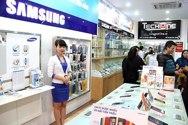 TechOne tặng iPhone 5S, OPPO Find mừng khai trương siêu thi 5 và 6