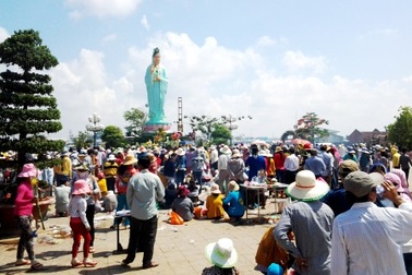 Chấn chỉnh hoạt động phản cảm tại các lễ hội