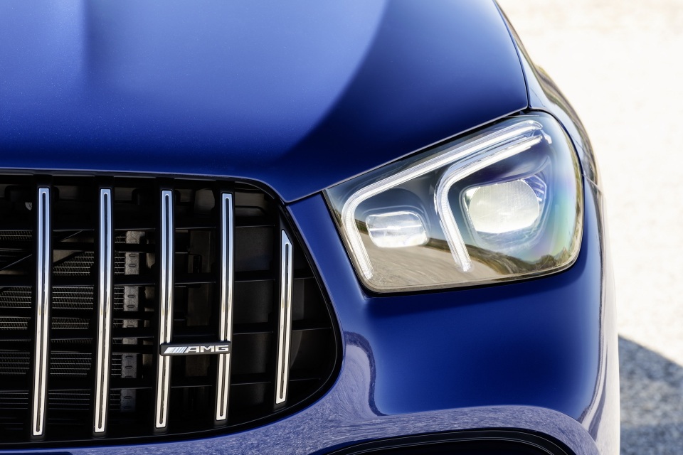 Mercedes-AMG GLE 63 và 63S nghênh chiến BMW X5 M - 16 Mercedes-AMG GLE 63 và 63S nghênh chiến BMW X5 M - 16