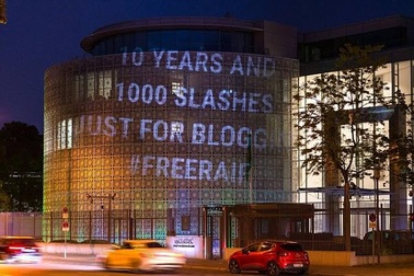 Cờ IS xuất hiện tại đại sứ quán Arập Xê-út ở Đức