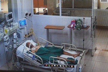 Hà Nội: Ca mắc Covid-19 phải chạy ECMO vì tổn thương phổi ngày càng nặng
