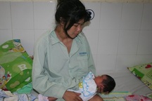 Nghi án một trẻ song sinh “mất tích”: Gia đình từng bị bác sĩ trách “bội ơn”