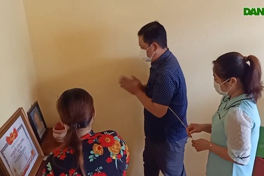 Trao bằng Tổ quốc ghi công liệt sĩ Châu Khêl