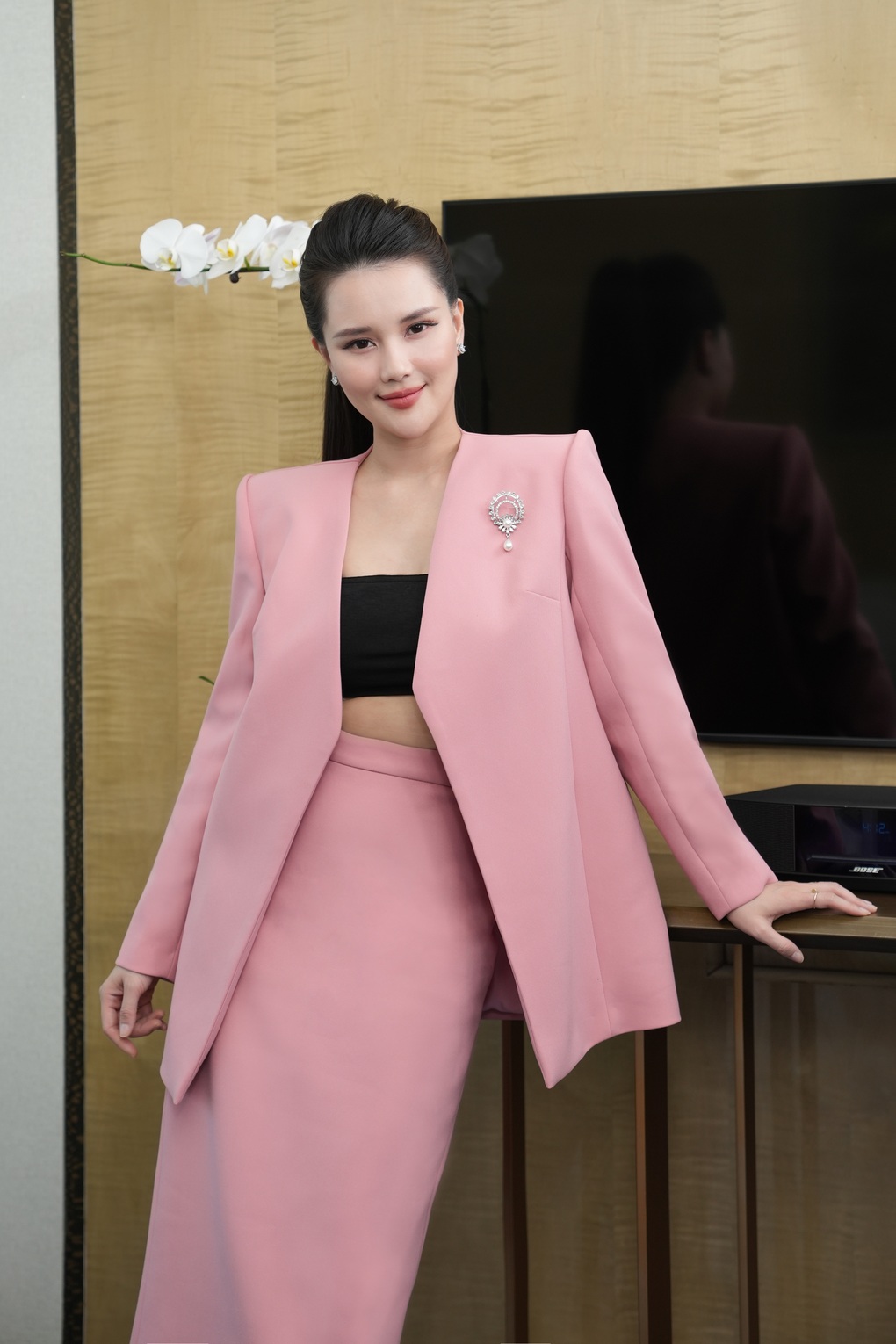 MC Huyền Châu nói về ước mong trong năm mới - 1 MC Huyền Châu nói về ước mong trong năm mới - 1