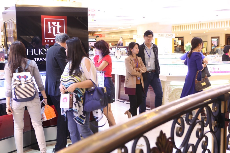 Tràng Tiền Plaza tiếp tục khẳng định vị thế độc tôn trên thị trường bán lẻ - 1 Tràng Tiền Plaza tiếp tục khẳng định vị thế độc tôn trên thị trường bán lẻ - 1