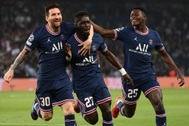Messi phô diễn đẳng cấp siêu sao, PSG hạ gục Man City