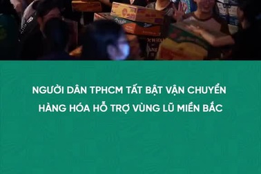Người dân TPHCM tất bật vận chuyển hàng hóa hỗ trợ vùng lũ miền Bắc