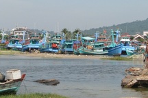 5 người thương vong nghi ngộ độc khí hầm cá