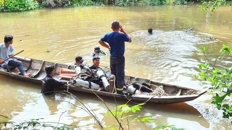 Nhậu say tắm sông, người đàn ông bị đuối nước tử vong - 1 Nhậu say tắm sông, người đàn ông bị đuối nước tử vong - 1