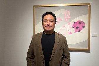 Người phụ nữ quyến rũ và phù phiếm trong tranh của Bùi Tiến Tuấn