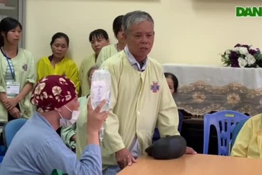 Ông Hiền xúc động gửi lời cám ơn báo Dân trí