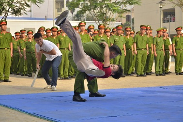 Bí thư Thăng mong "quả đấm thép" lập nhiều chiến công ngay dịp Tết