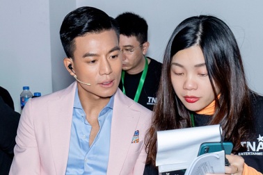 Hiếu Nguyễn: "Dẫn chương trình thực tế áp lực hơn đóng phim rất nhiều"