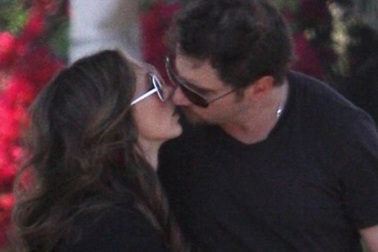 Jennifer Love Hewitt phủ nhận tin đồn đính hôn