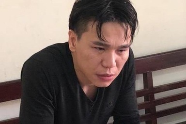 Ca sĩ Châu Việt Cường nhập viện do ăn quá nhiều tỏi