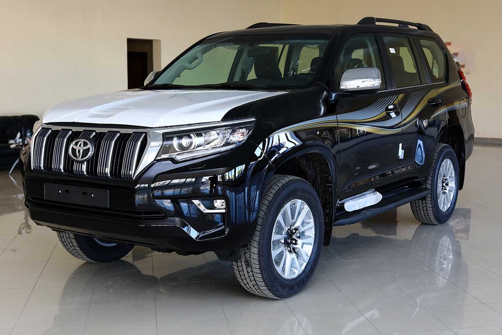 Đến lượt Land Cruiser Prado, Ford Everest giảm giá cả trăm triệu đồng - 1 Đến lượt Land Cruiser Prado, Ford Everest giảm giá cả trăm triệu đồng - 1